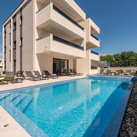 Apartments Menalo Elegance Zaton  Luaran gambar
