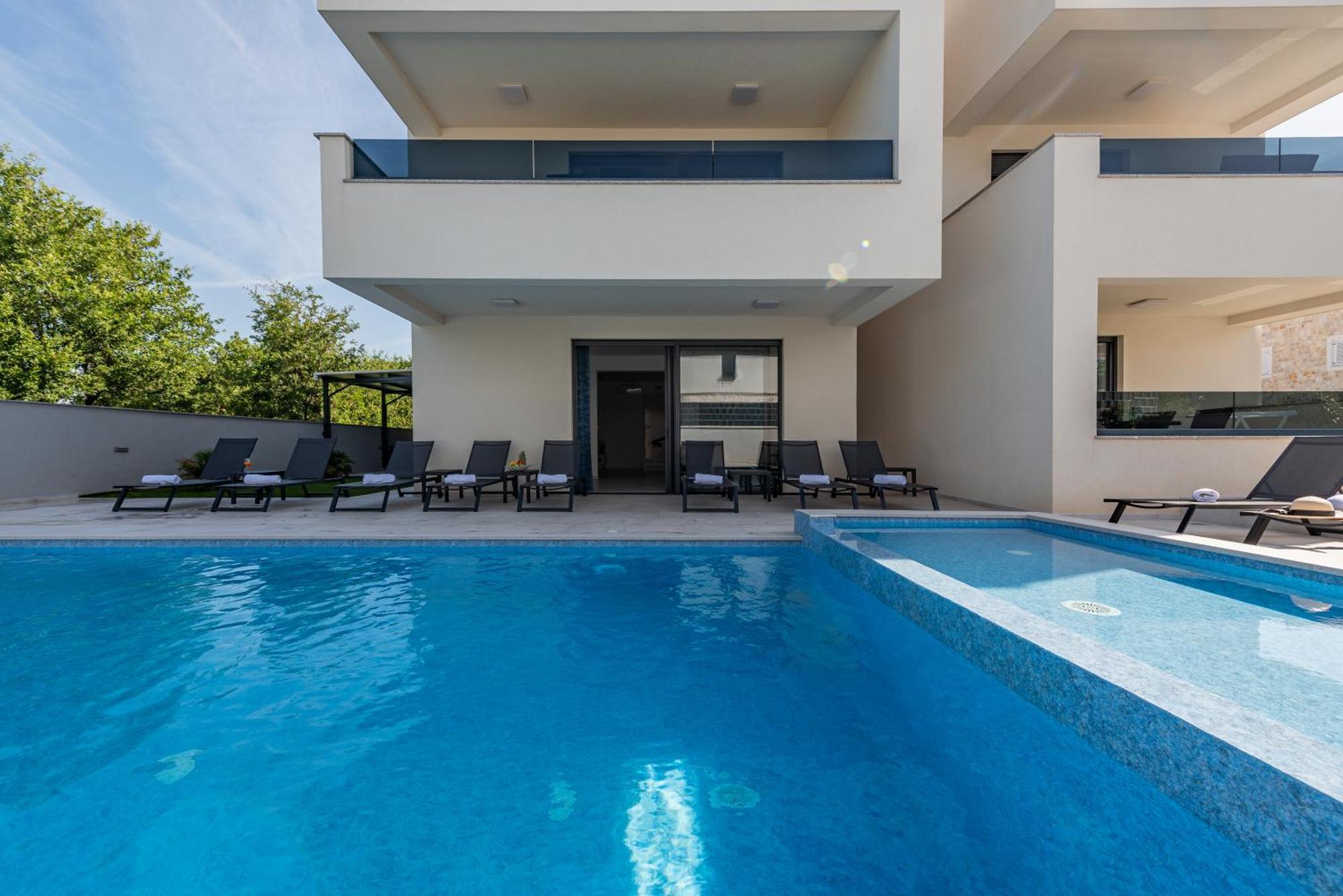 Apartments Menalo Elegance Zaton  Luaran gambar