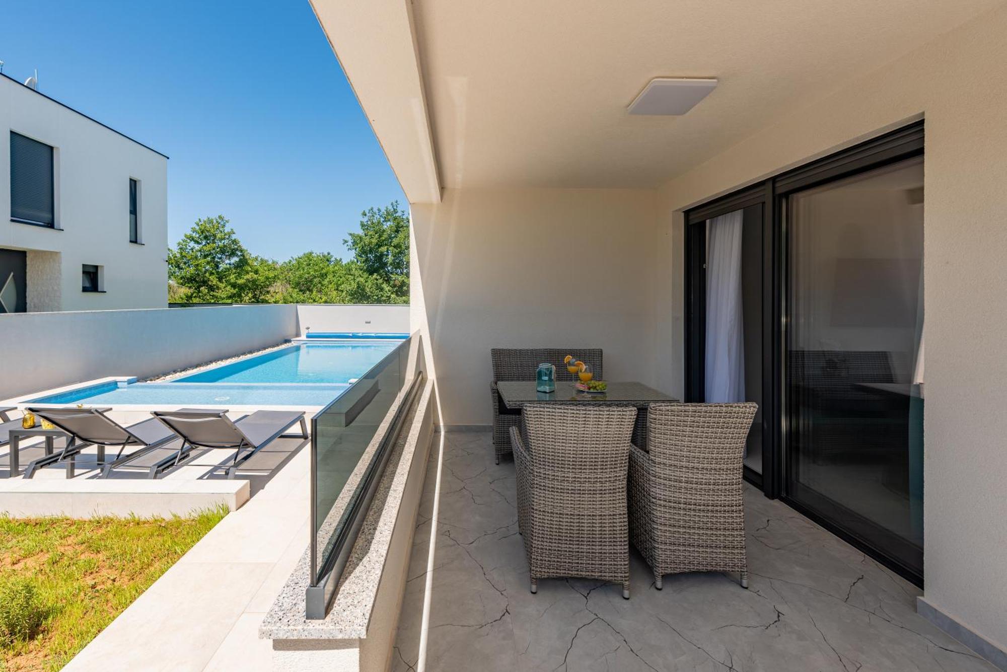 Apartments Menalo Elegance Zaton  Luaran gambar